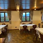 Illighof 3* Strobl