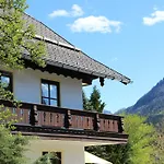 Illighof Strobl