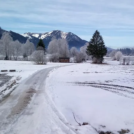 Illighof - Urlaub Am Bauernhof B&B 스트로블